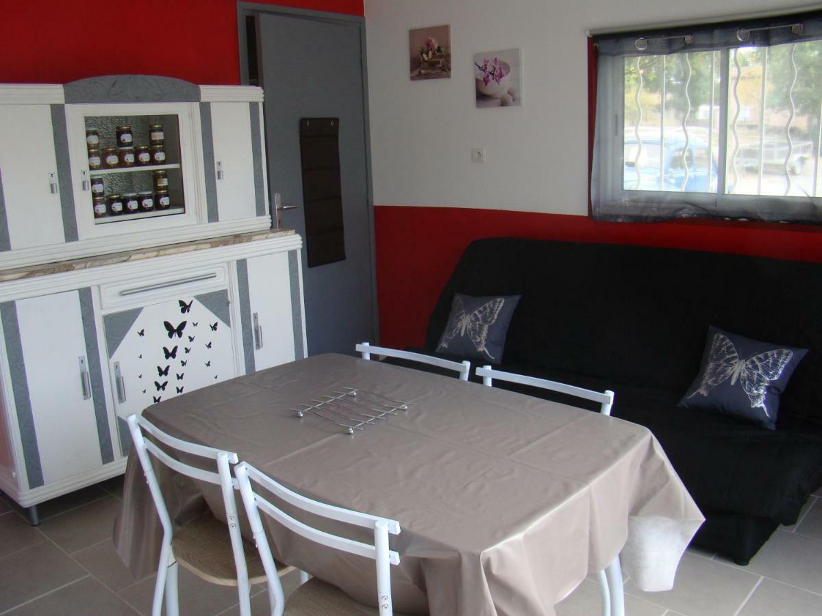 Studio/Gite Les Papillons Lablachère Kültér fotó